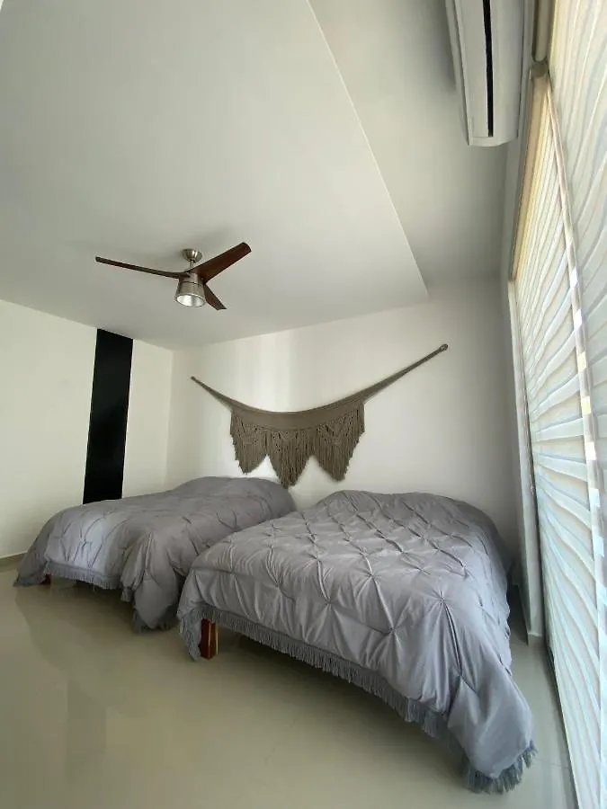 Angelina 28 Beachfront And Family Apartments - Modern And Relaxing Long Stays - 20 Min From Cancun Airport 푸에르토 모렐로스 멕시코