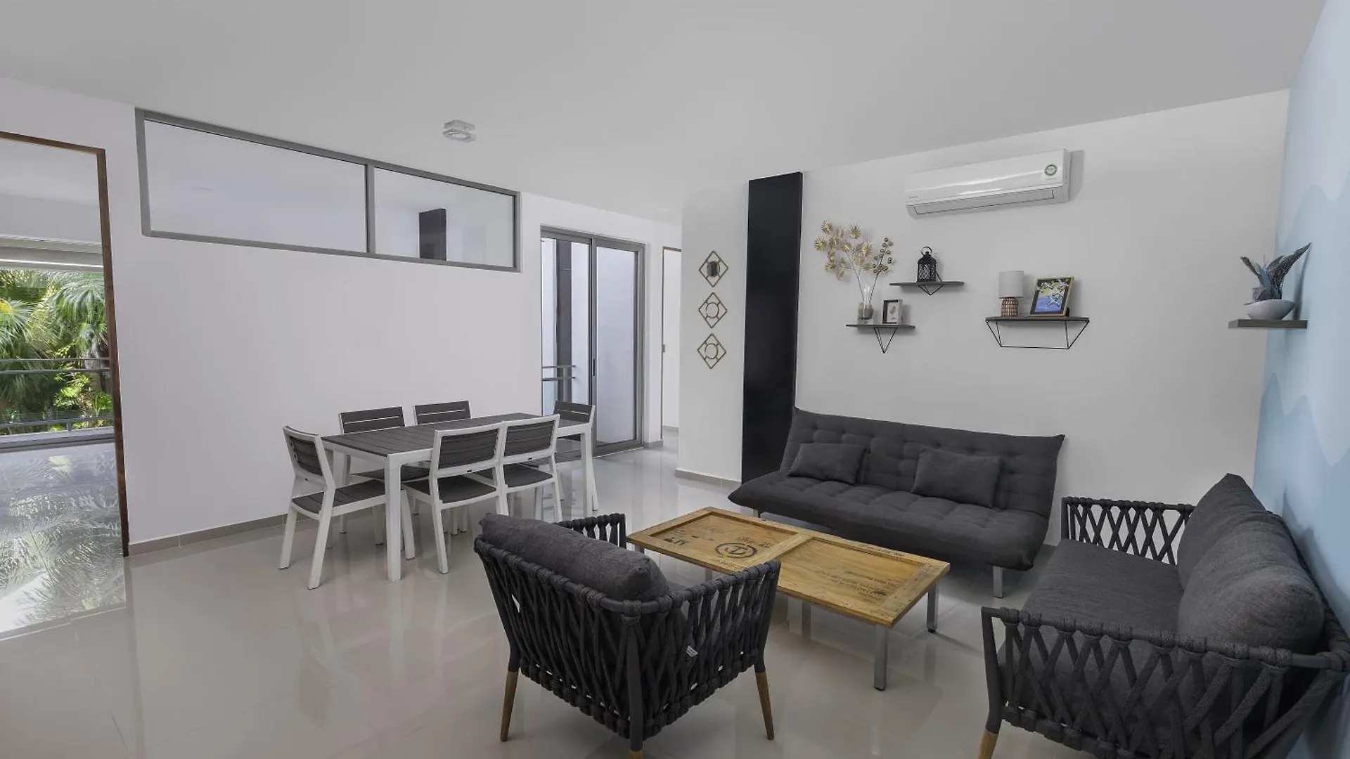 Angelina 28 Beachfront And Family Apartments - Modern And Relaxing Long Stays - 20 Min From Cancun Airport 푸에르토 모렐로스
