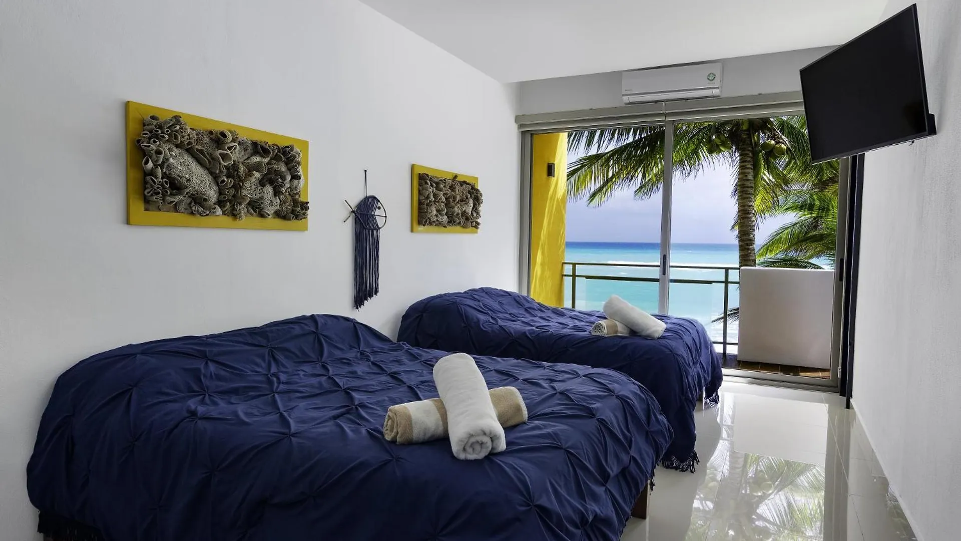 Angelina 28 Beachfront And Family Apartments - Modern And Relaxing Long Stays - 20 Min From Cancun Airport Puerto Morelos