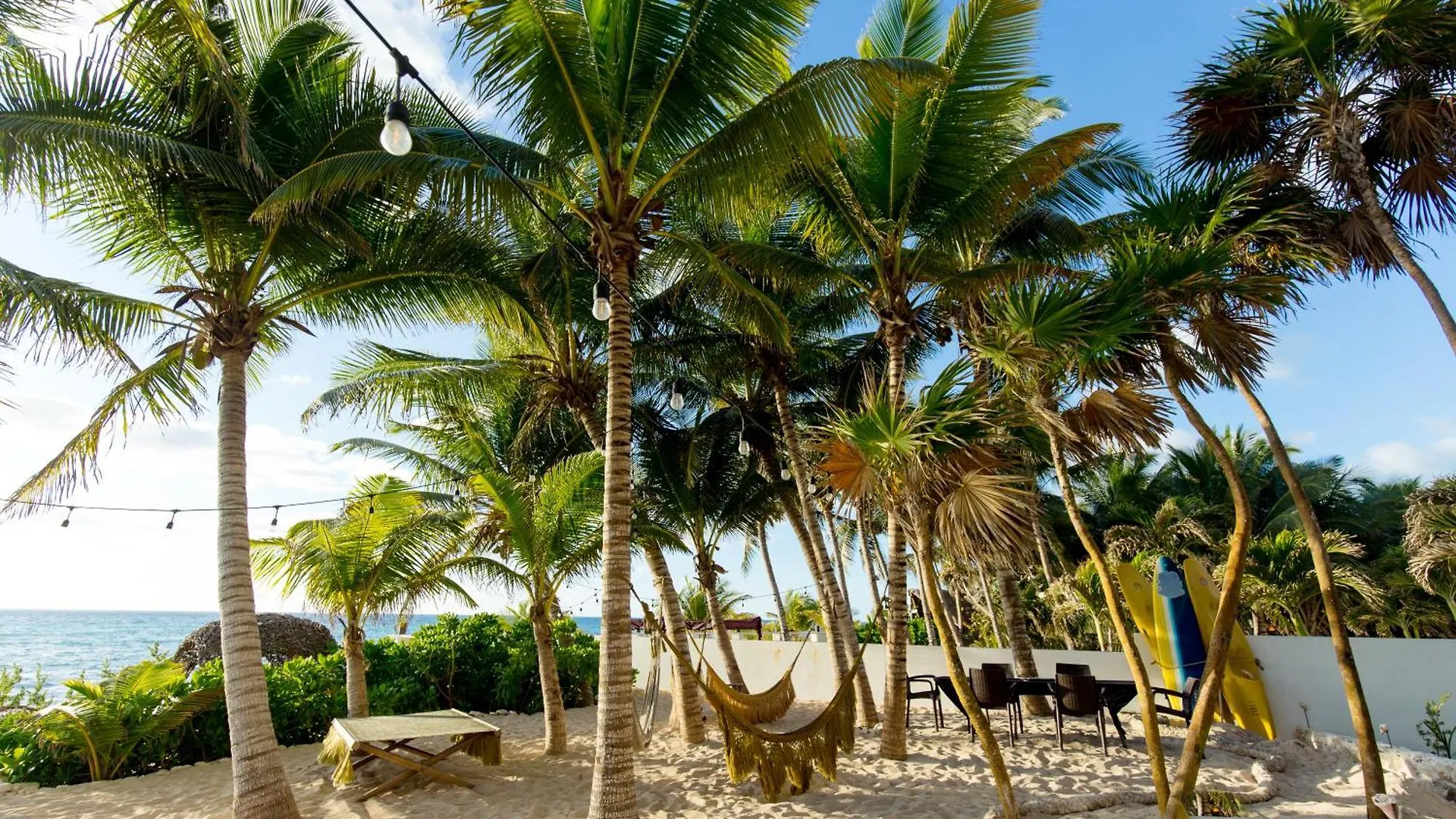 Angelina 28 Beachfront And Family Apartments - Modern And Relaxing Long Stays - 20 Min From Cancun Airport Puerto Morelos Mexico